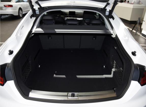 奥迪A5 2017款 Sportback 40 TFSI 时尚型 车厢座椅   后备厢