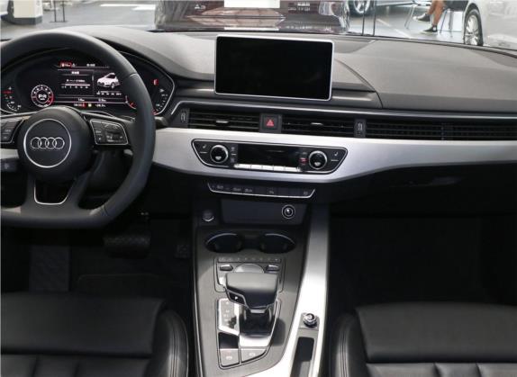 奥迪A5 2017款 Sportback 45 TFSI 运动型 中控类   中控台