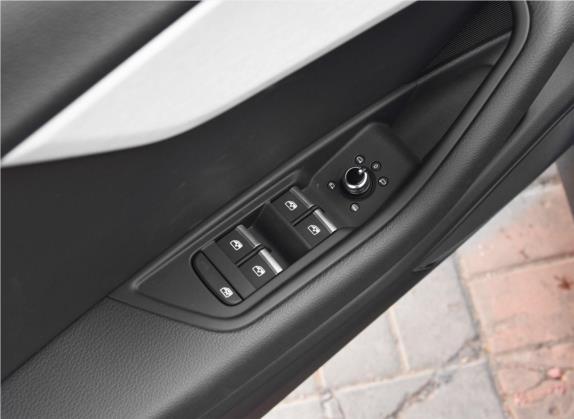 奥迪A5 2019款 Sportback 45 TFSI quattro 运动型 车厢座椅   门窗控制