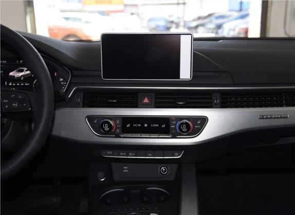 奥迪A5 2019款 Coupe 45 TFSI quattro 运动型 国V 中控类   中控台
