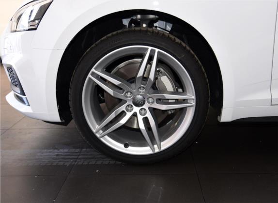 奥迪A5 2019款 Coupe 45 TFSI quattro 运动型 国V 其他细节类   前轮