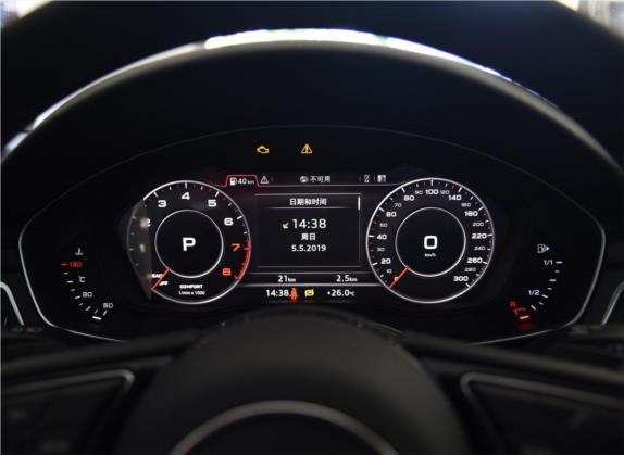 奥迪A5 2019款 Coupe 45 TFSI quattro 运动型 国V 中控类   仪表盘
