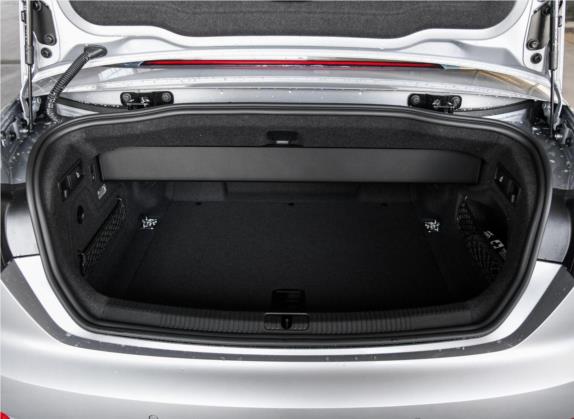 奥迪A5 2019款 Cabriolet 40 TFSI 时尚型 国V 车厢座椅   后备厢
