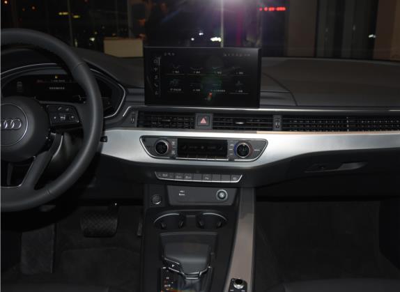 奥迪A5 2021款 Sportback 40 TFSI 时尚动感型 中控类   中控台