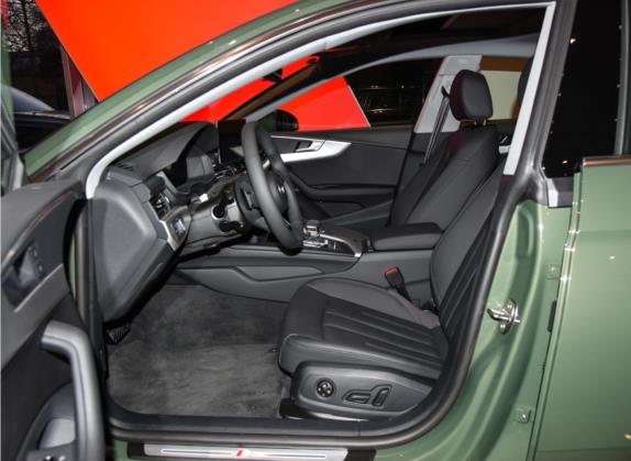 奥迪A5 2021款 Sportback 40 TFSI 时尚动感型 车厢座椅   前排空间
