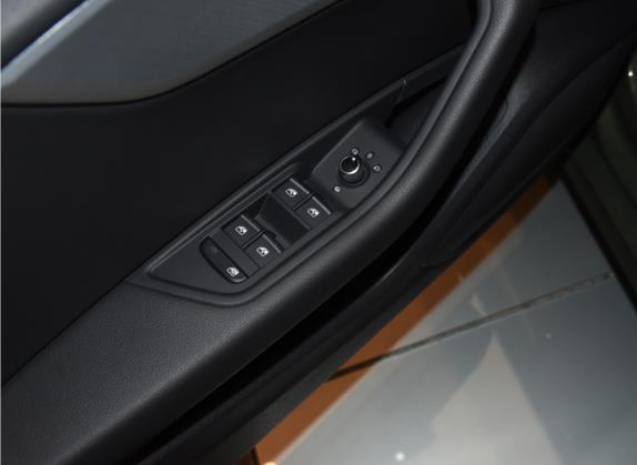 奥迪A5 2021款 Sportback 40 TFSI 时尚动感型 车厢座椅   门窗控制