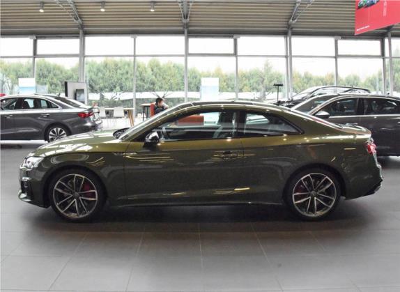 奥迪A5 2021款 Coupe 45 TFSI quattro 臻选动感型 外观   正侧