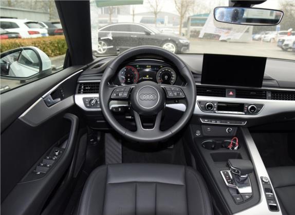 奥迪A5 2021款 Cabriolet 40 TFSI 时尚动感型 中控类   驾驶位