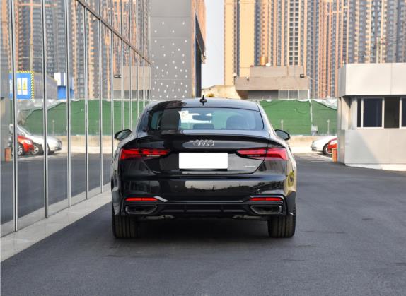 奥迪A5 2023款 Sportback 45 TFSI quattro 臻选动感型 外观   正后