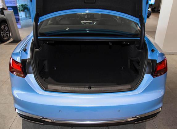 奥迪A5 2023款 Coupe 40 TFSI 时尚动感型 车厢座椅   后备厢