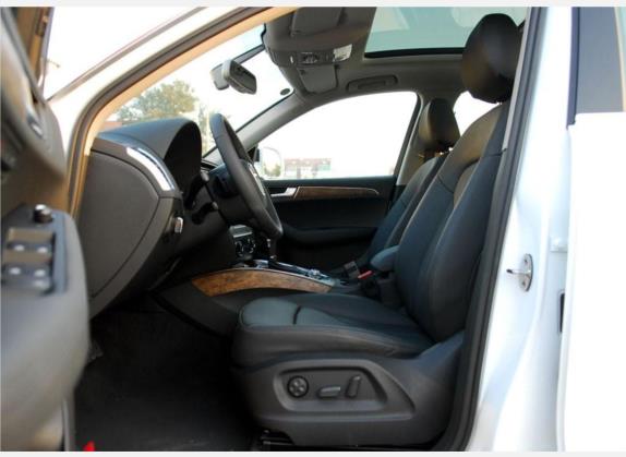 奥迪Q5(进口) 2010款 3.2FSI 运动版 车厢座椅   前排空间