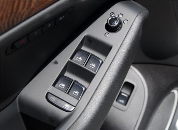 奥迪Q5(进口) 2012款 2.0TFSI hybrid 车厢座椅   门窗控制