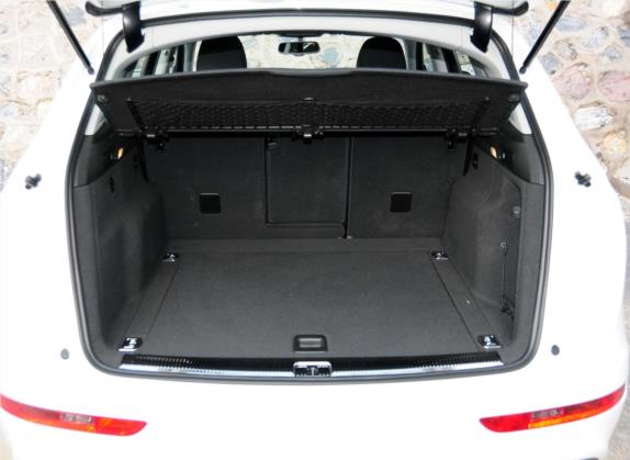 奥迪Q5(进口) 2013款 45 TFSI quattro 运动型 车厢座椅   后备厢