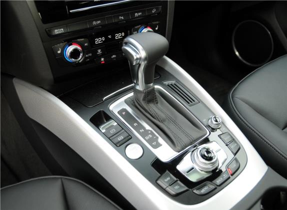 奥迪Q5(进口) 2013款 45 TFSI quattro 运动型 中控类   挡把