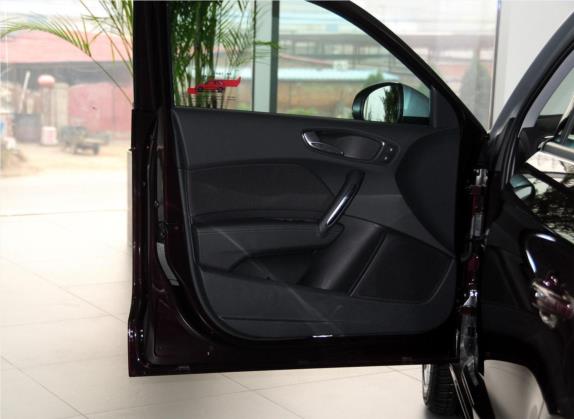 奥迪A1 2014款 30 TFSI Sportback舒适型 车厢座椅   前门板