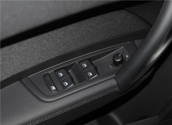 奥迪A1 2014款 30 TFSI Sportback豪华型 车厢座椅   门窗控制