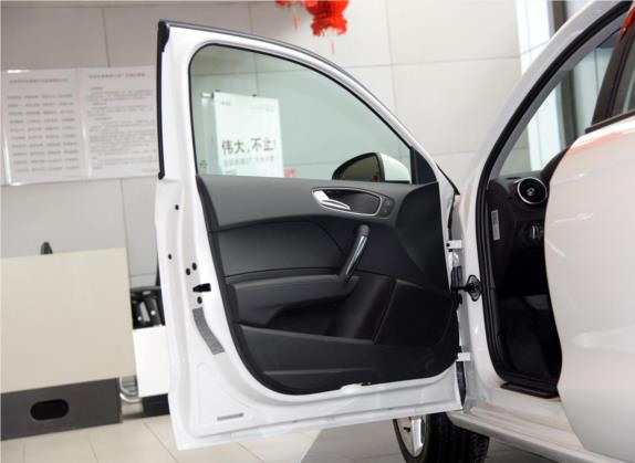 奥迪A1 2016款 30 TFSI Sportback Design风尚版 车厢座椅   前门板