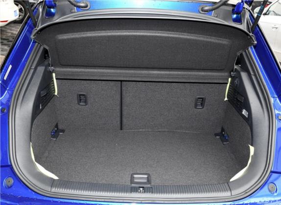 奥迪A1 2018款 30 TFSI 限量典藏版 车厢座椅   后备厢