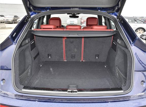 奥迪SQ5 Sportback 2023款 3.0 TFSI quattro 车厢座椅   后备厢