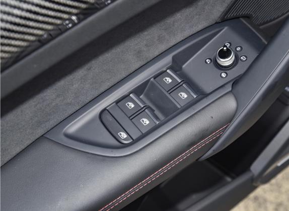 奥迪SQ5 Sportback 2023款 3.0 TFSI quattro 车厢座椅   门窗控制