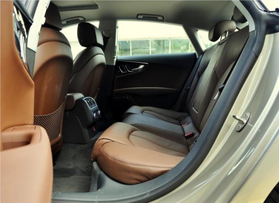 奥迪A7 2012款 3.0TFSI quattro豪华型 车厢座椅   后排空间