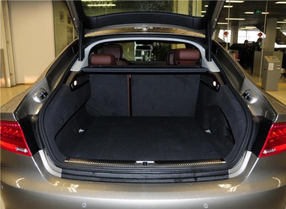 奥迪A7 2013款 30 FSI 标准型 车厢座椅   后备厢