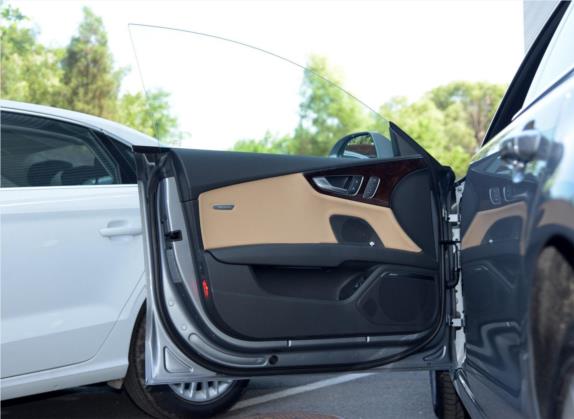 奥迪A7 2016款 50 TFSI quattro 舒适型 车厢座椅   前门板