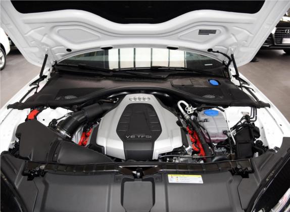 奥迪A7 2016款 50 TFSI quattro 动感型 其他细节类   发动机舱