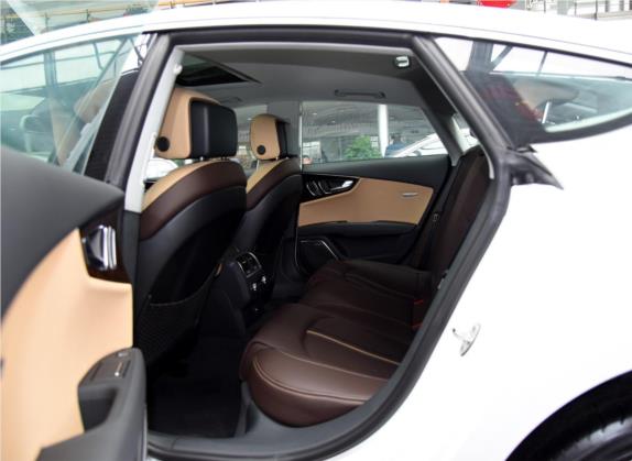 奥迪A7 2016款 50 TFSI quattro 动感型 车厢座椅   后排空间