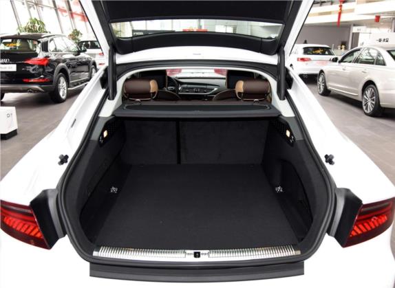 奥迪A7 2016款 50 TFSI quattro 动感型 车厢座椅   后备厢