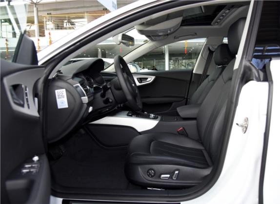 奥迪A7 2016款 35 TFSI 时尚型 车厢座椅   前排空间