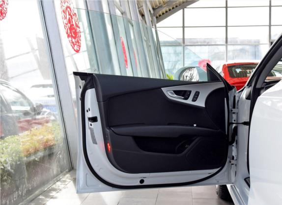 奥迪A7 2016款 35 TFSI 时尚型 车厢座椅   前门板