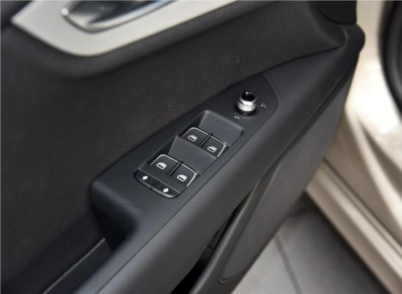 奥迪A7 2017款 35 TFSI 时尚型 车厢座椅   门窗控制