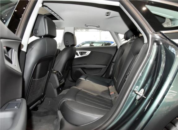 奥迪A7 2017款 40 TFSI 进取型 车厢座椅   后排空间