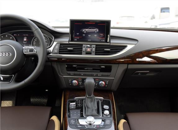 奥迪A7 2017款 50 TFSI quattro 舒适型 中控类   中控台