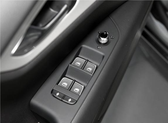奥迪A7 2018款 35 TFSI 时尚型 车厢座椅   门窗控制