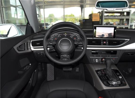 奥迪A7 2018款 40 TFSI 进取型 中控类   驾驶位