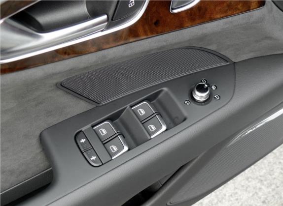 奥迪A7 2018款 50 TFSI quattro 舒适型 车厢座椅   门窗控制