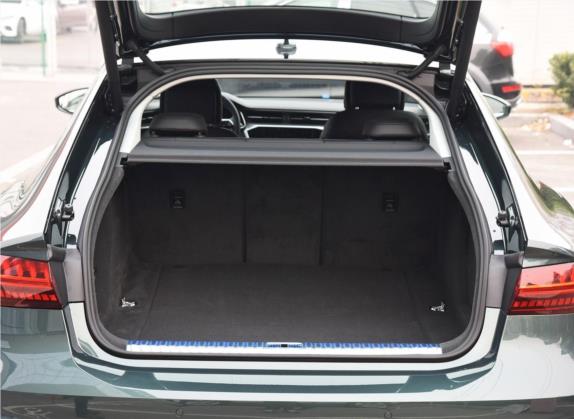 奥迪A7 2019款 55 TFSI quattro 动感型 车厢座椅   后备厢