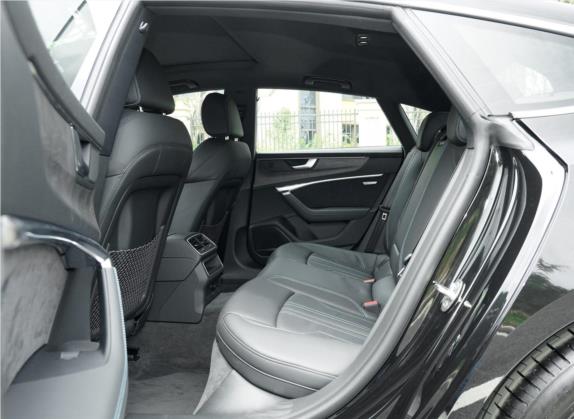 奥迪A7 2020款 45 TFSI 专享型 车厢座椅   后排空间