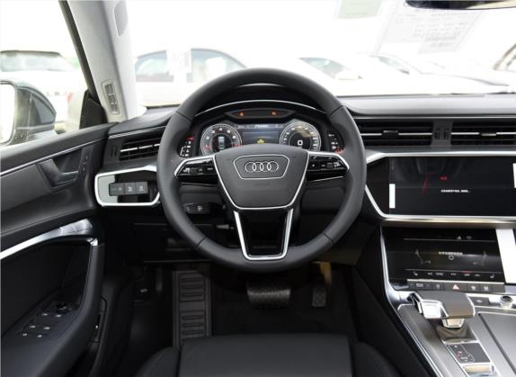 奥迪A7 2021款 45 TFSI 专享型 中控类   驾驶位