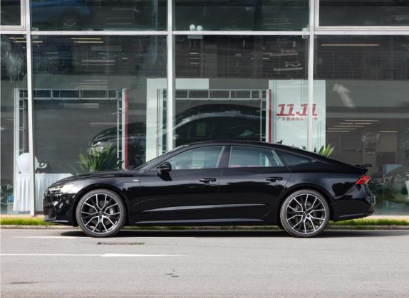 奥迪A7 2023款 55 TFSI quattro 尊享型 外观   正侧