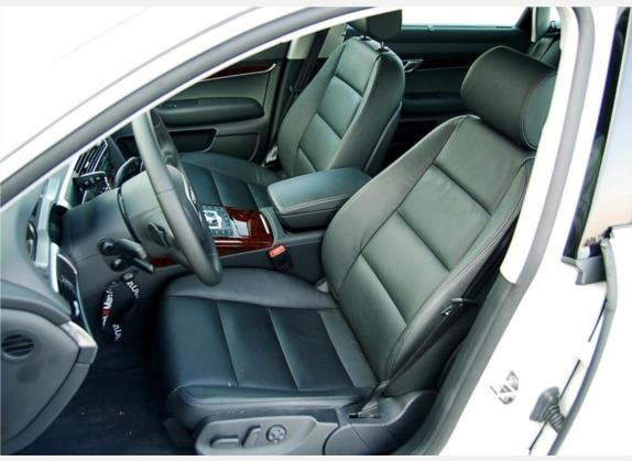 奥迪A6L 2006款 3.2 FSI 尊享型 车厢座椅   前排空间