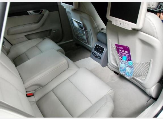 奥迪A6L 2009款 2.8 FSI quattro 豪华型 车厢座椅   后排空间