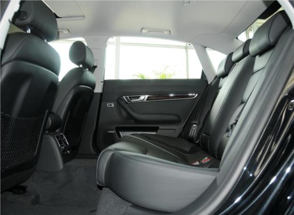 奥迪A6L 2010款 3.0 TFSI quattro 豪华型 车厢座椅   后排空间