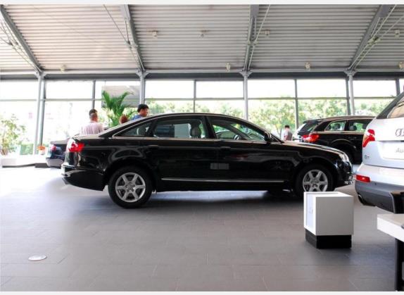 奥迪A6L 2010款 2.0 TFSI 自动标准型 外观   正侧