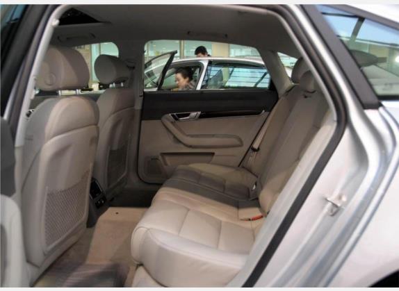 奥迪A6L 2010款 2.4L 舒适型 车厢座椅   后排空间