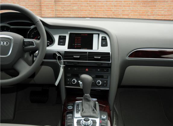 奥迪A6L 2011款 2.8 FSI 豪华型 中控类   中控台