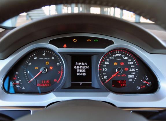 奥迪A6L 2011款 3.0 TFSI quattro 豪华型 中控类   仪表盘