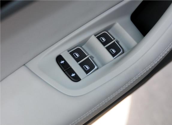 奥迪A6L 2012款 35 FSI 豪华型 车厢座椅   门窗控制
